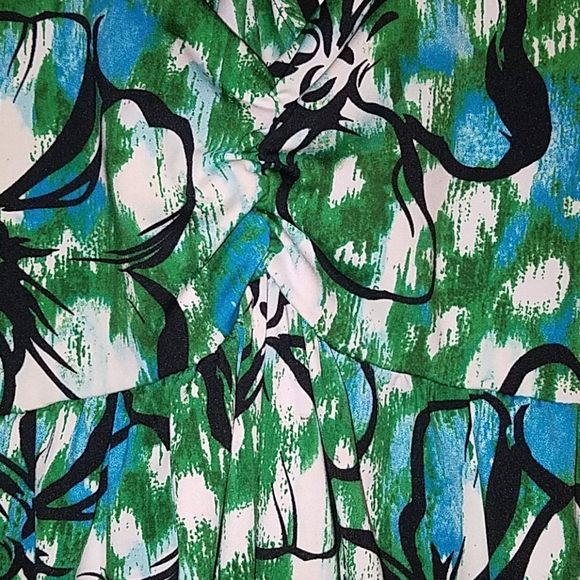 Super Fun Summer Top - Picture 2 of 7